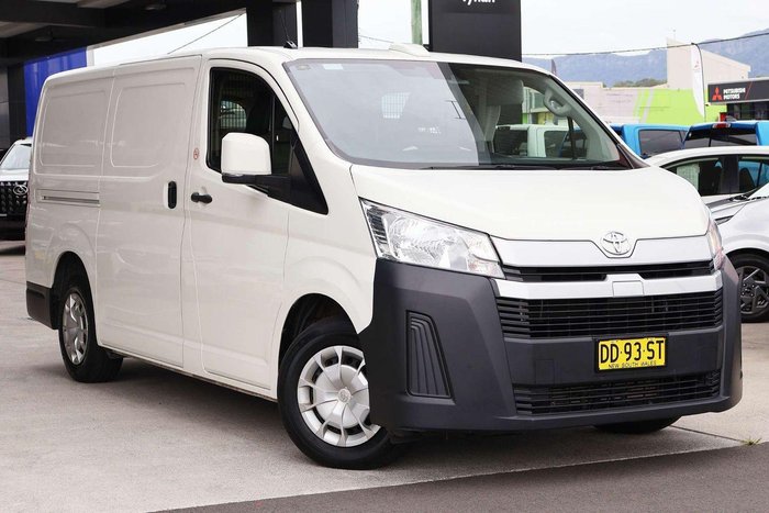 2022 Toyota Hiace