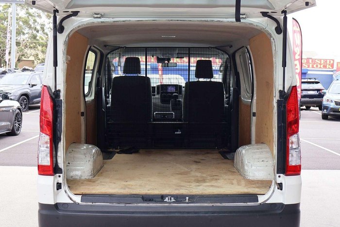 2022 Toyota Hiace