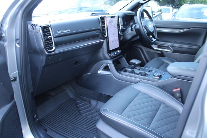 2025 Ford Everest Platinum