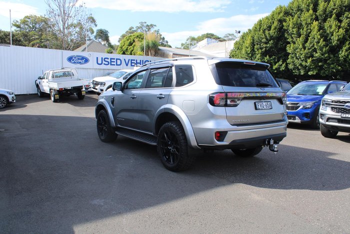 2025 Ford Everest Platinum