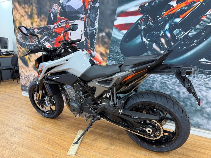 2024 Ktm 790 DUKE GREY