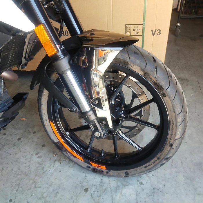 2022 KTM 390 Duke Duke White