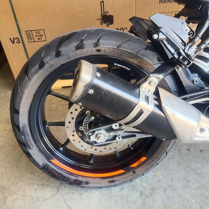 2022 KTM 390 Duke Duke White