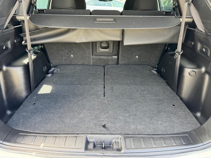 2022 Mitsubishi Outlander LS