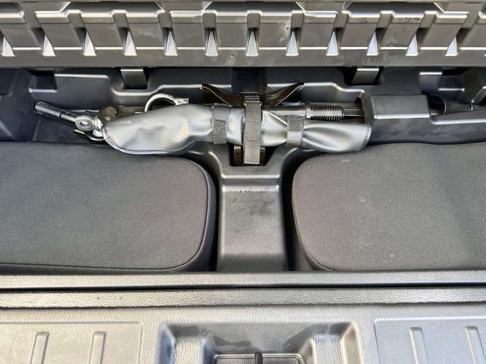 2022 Mitsubishi Outlander LS