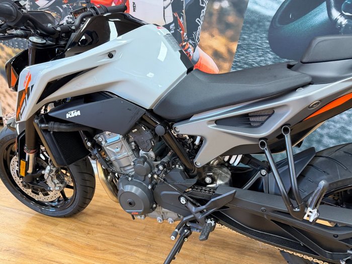 2024 Ktm 790 DUKE GREY