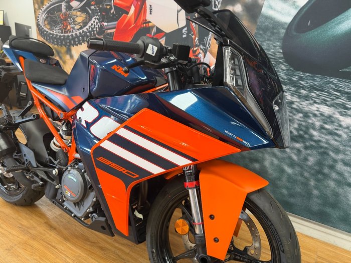2024 Ktm RC 390 BLUE