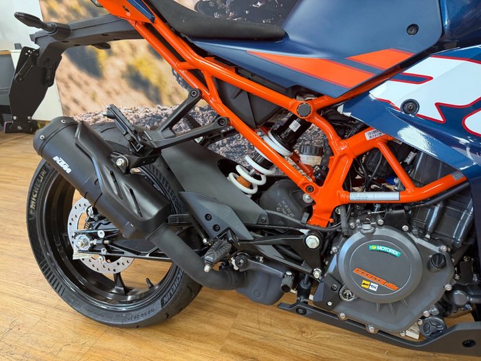 2024 Ktm RC 390 BLUE