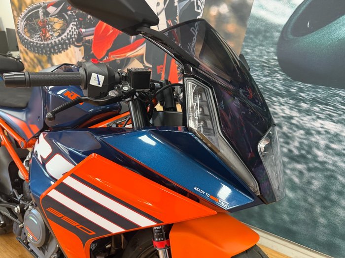 2024 Ktm RC 390 BLUE