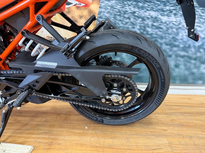 2024 Ktm RC 390 BLUE