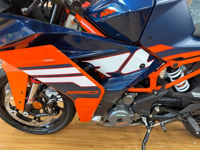 2024 Ktm RC 390 BLUE