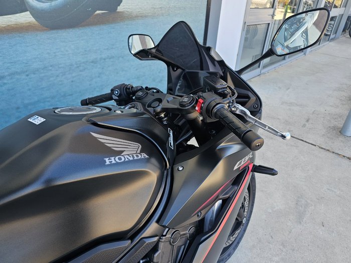 2025 Honda CBR650R Black
