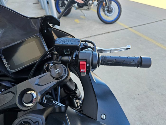 2025 Honda CBR650R Black