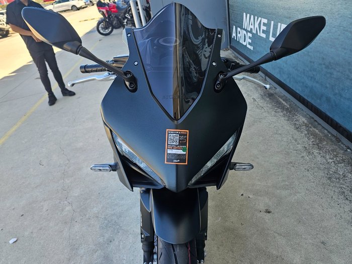 2025 Honda CBR650R Black