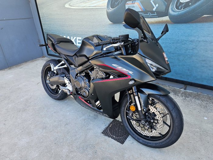 2025 Honda CBR650R Black