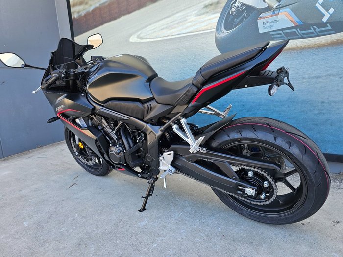 2025 Honda CBR650R Black