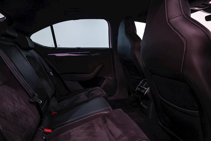 2018 SKODA Superb 206TSI SportLine NP MY18.5 4X4 Constant Moon White