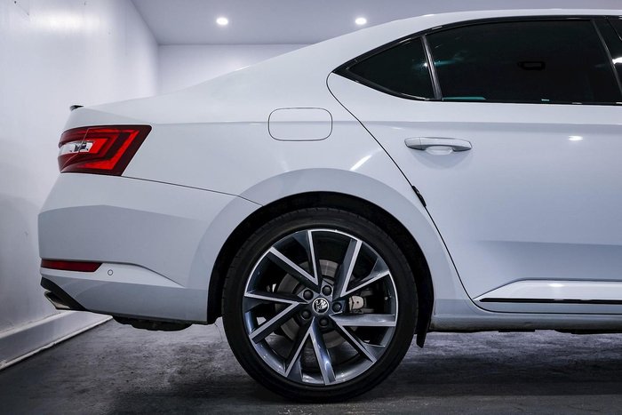 2018 SKODA Superb 206TSI SportLine NP MY18.5 4X4 Constant Moon White