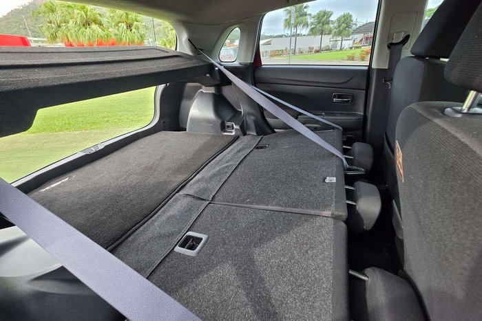 2018 Mitsubishi ASX ES XC MY19 Red