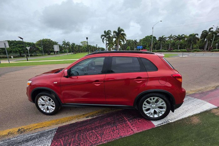 2018 Mitsubishi ASX ES XC MY19 Red