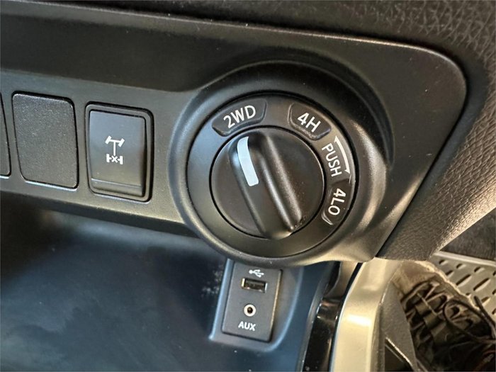 2017 Nissan Navara ST N-SPORT D23 Series 2 4X4 Dual Range Orange