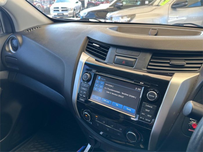 2017 Nissan Navara ST N-SPORT D23 Series 2 4X4 Dual Range Orange