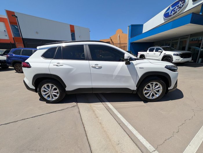 2024 Toyota Corolla Cross GXL