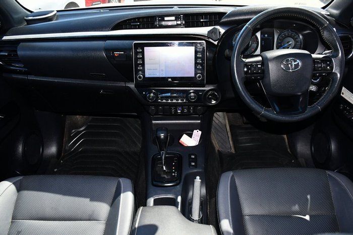 2020 Toyota Hilux Rugged X