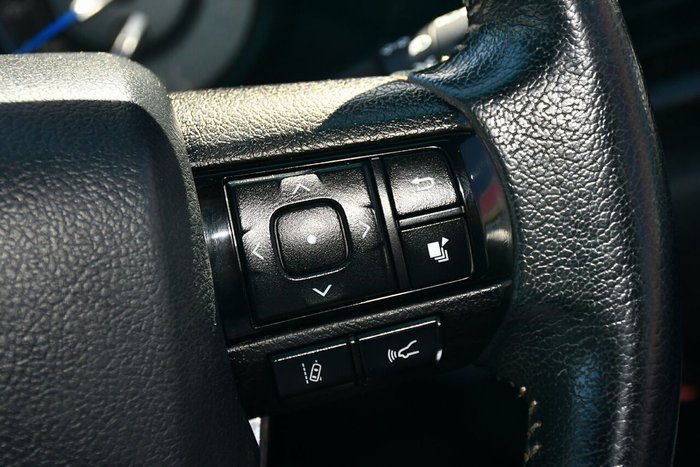 2020 Toyota Hilux Rugged X