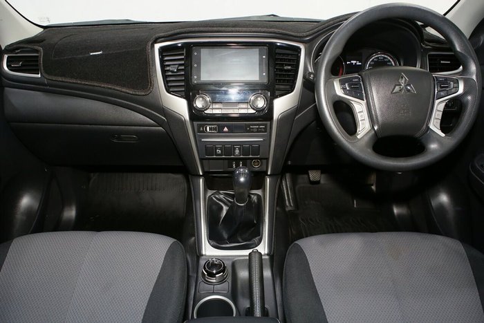 2023 Mitsubishi Triton GLX+