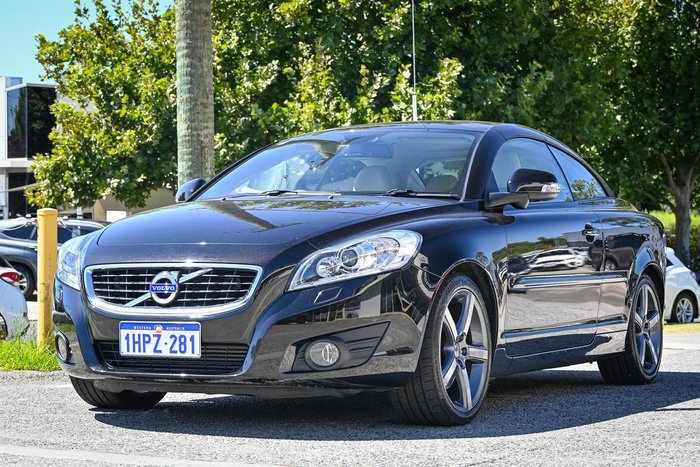 2011 Volvo C70 T5