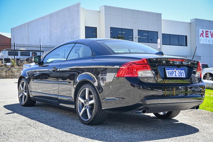 2011 Volvo C70 T5
