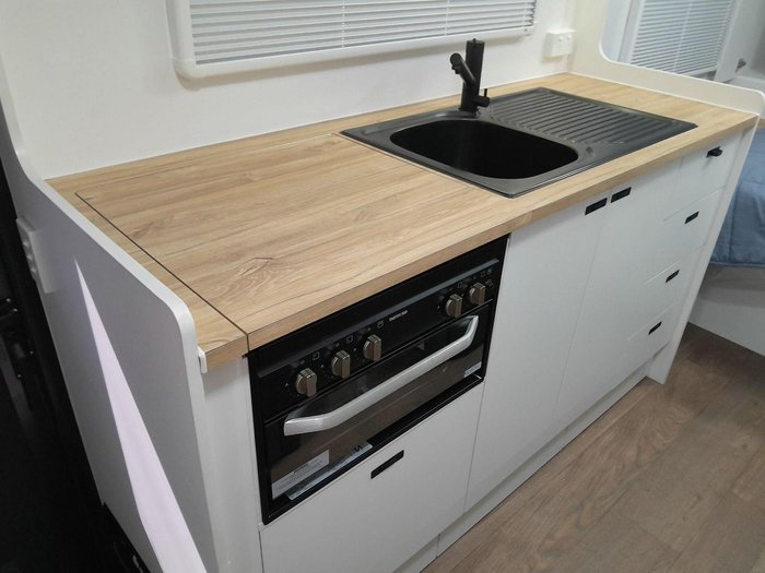 2025 Goldstream 1860 Re Rd Adventure Cp 18'6