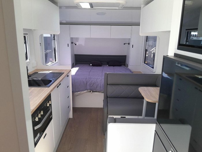 2025 Goldstream 1860 Re Rd Adventure Cp 18'6