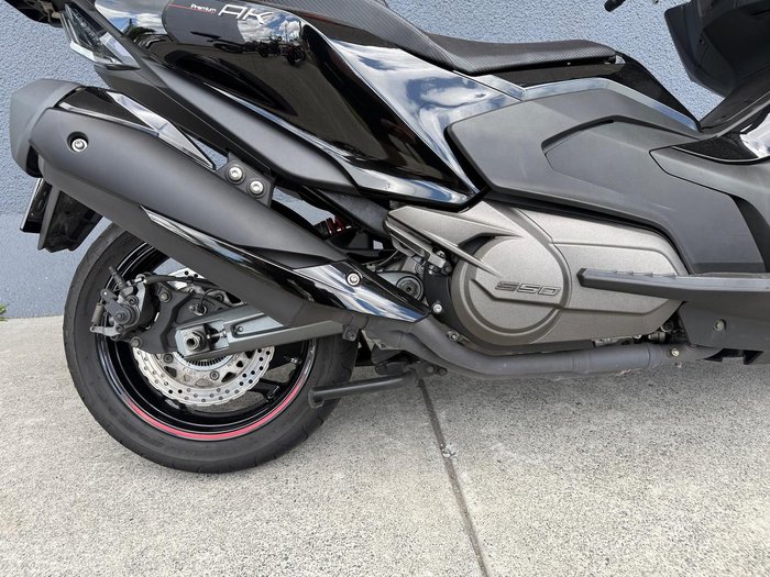 2024 Kymco AK 550 Premium AK Black