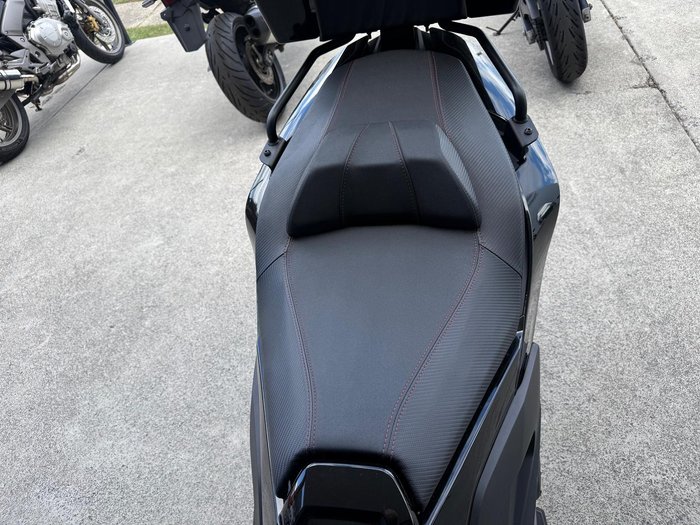 2024 Kymco AK 550 Premium AK Black