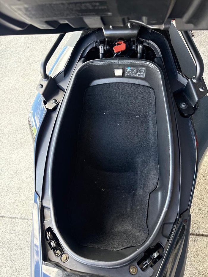 2024 Kymco AK 550 Premium AK Black