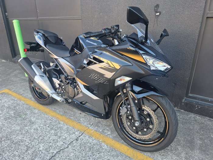 2021 Kawasaki NINJA 400 SE GREY