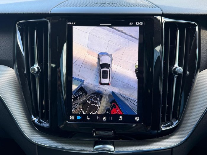 2025 Volvo XC60 Plus B5 MY25 AWD Silver Dawn