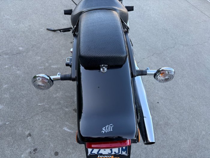 2018 Yamaha XVS650 V-STAR CUSTOM Black