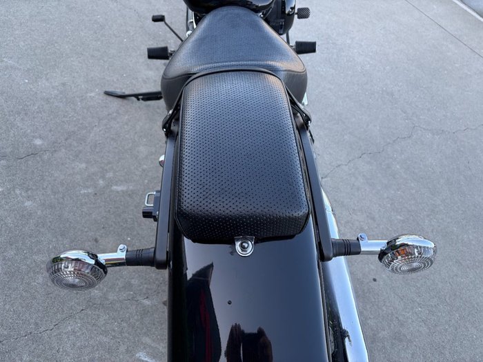 2018 Yamaha XVS650 V-STAR CUSTOM Black