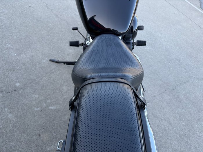 2018 Yamaha XVS650 V-STAR CUSTOM Black