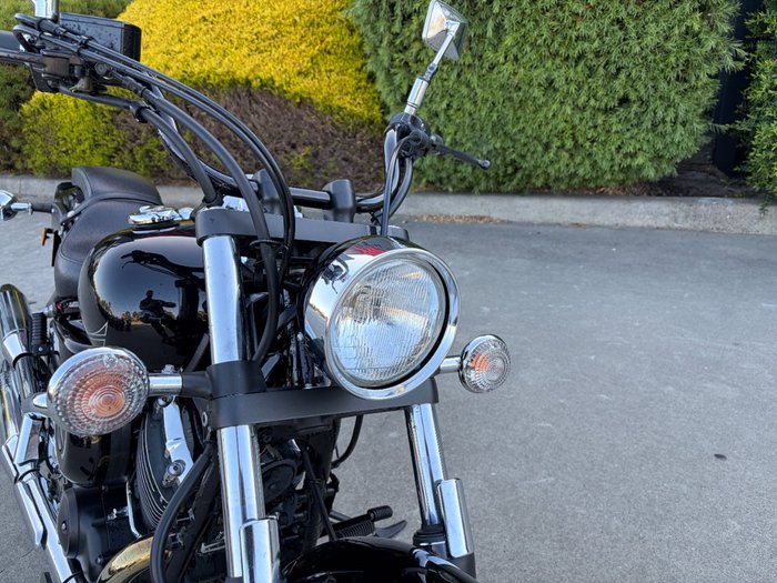 2018 Yamaha XVS650 V-STAR CUSTOM Black