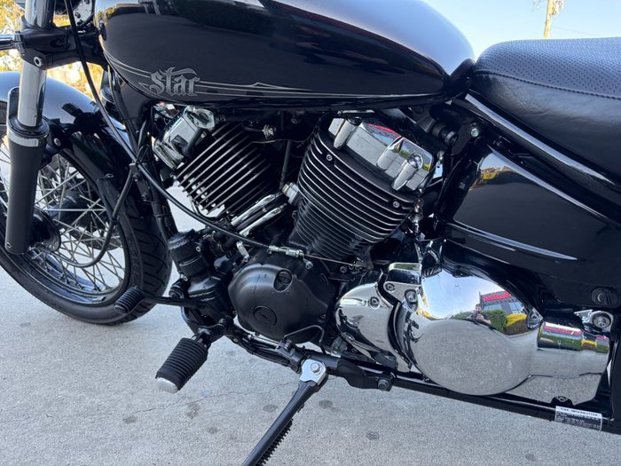 2018 Yamaha XVS650 V-STAR CUSTOM Black