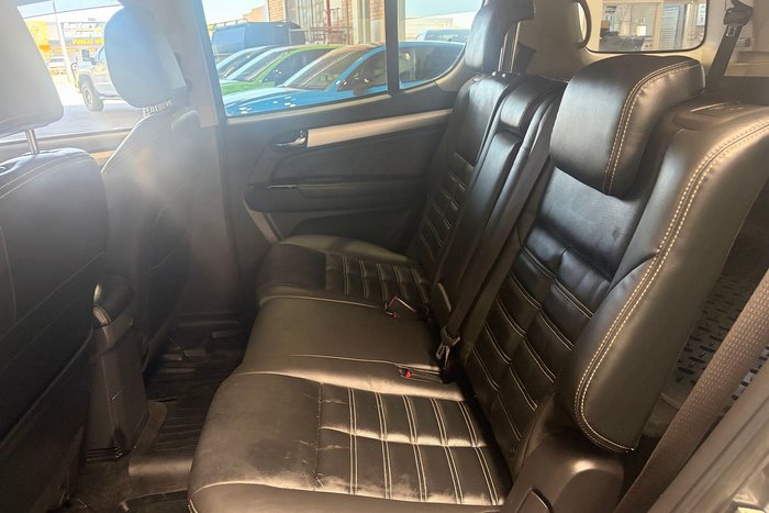 2017 Isuzu MU-X LS-T