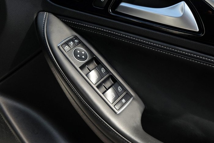 2018 INFINITI QX30 Sport H15 AWD Majestic White