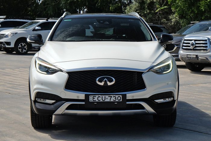 2018 INFINITI QX30 Sport H15 AWD Majestic White