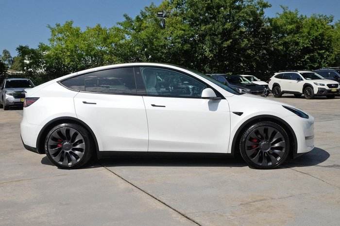 2023 Tesla Model Y Performance AWD Pearl White