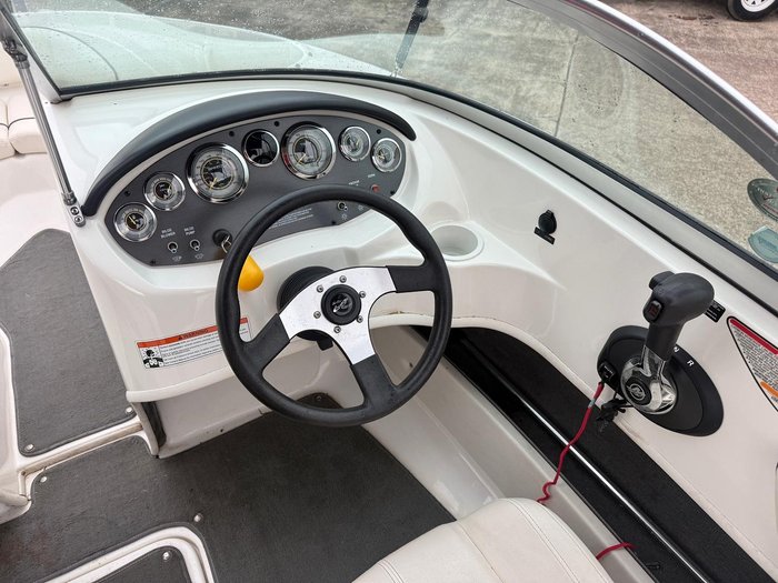 2011 Sea Ray 175 Sport