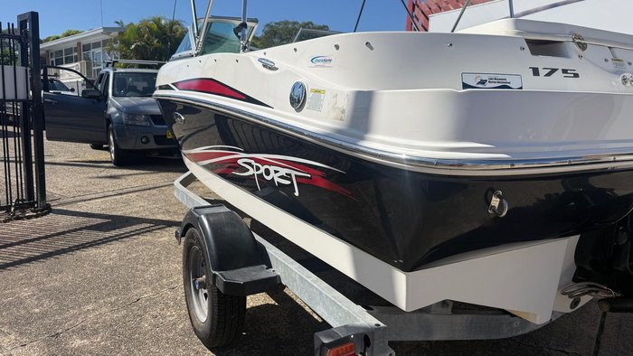 2011 Sea Ray 175 Sport